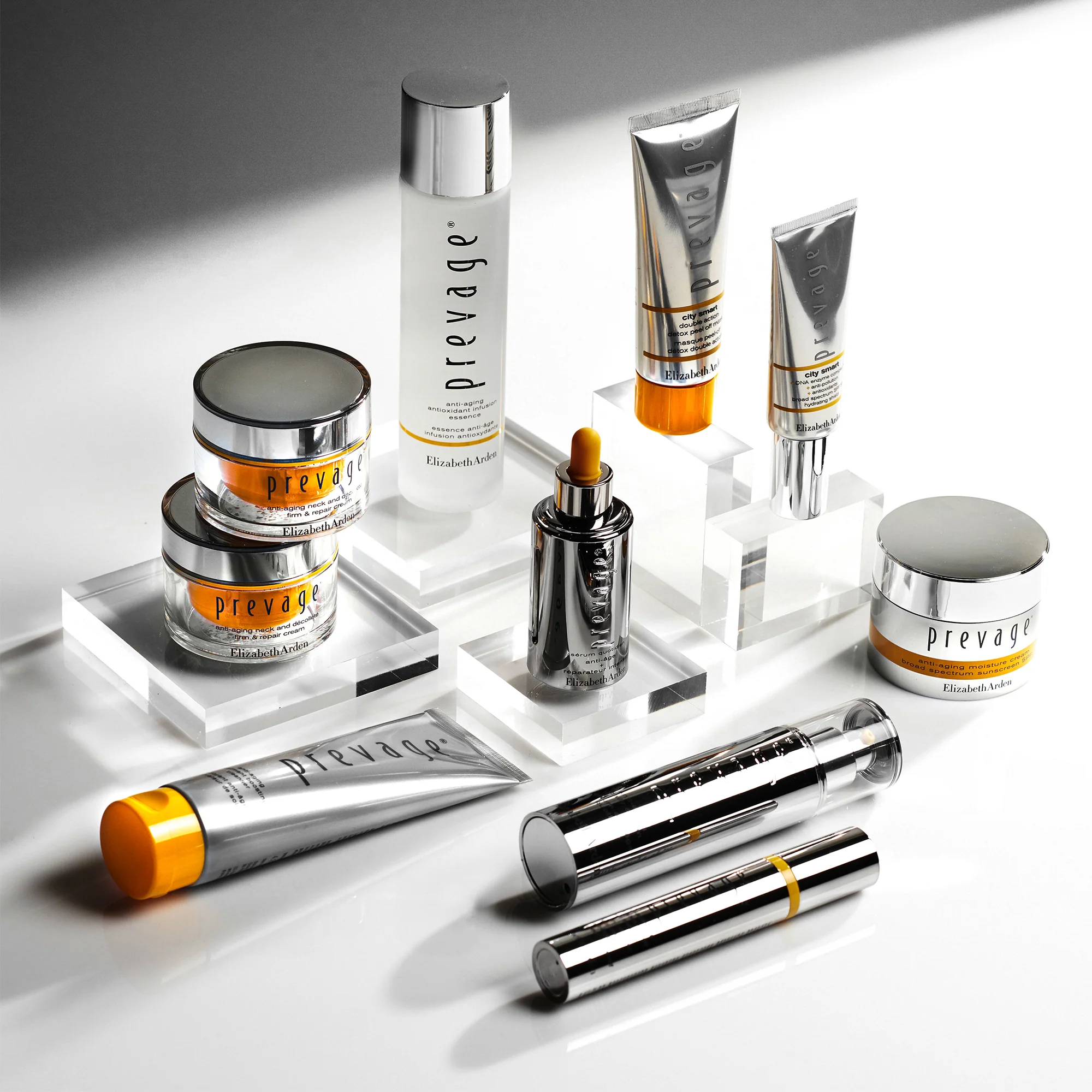 PREVAGE® Crème Anti-âge Réparatrice et Raffermissante Cou et Décolleté - Image 4